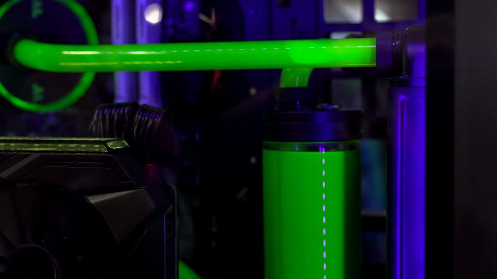 Como funciona um water cooler para PC? 2 A.M. Gaming